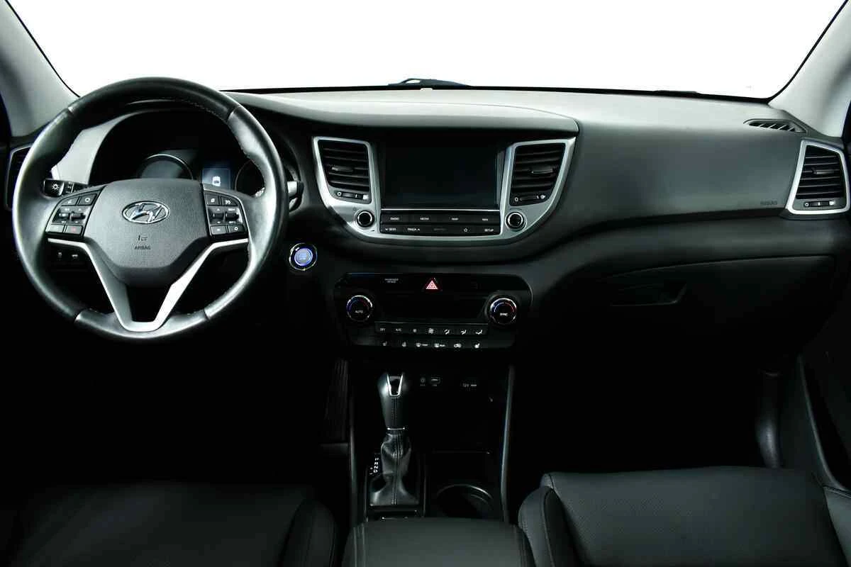 Hyundai Tucson, Серебряный, 2018, Автоматическая, 150 л.с., цена от 1 530 000 руб.