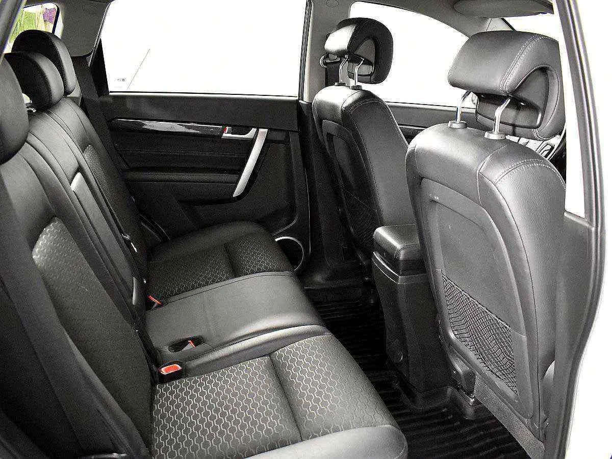Chevrolet Captiva, Белый, 2014, Автоматическая, 167 л.с., цена от 1 017 000 руб.