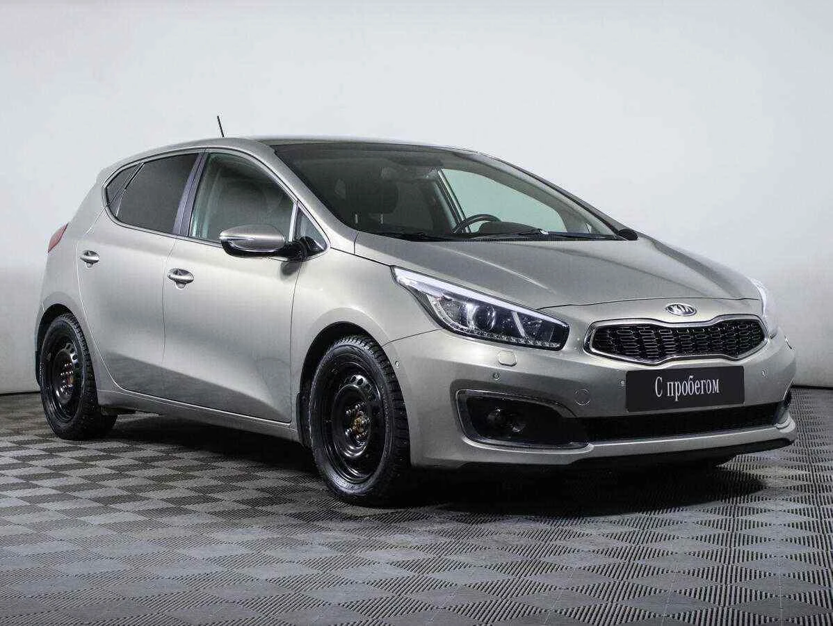 KIA Ceed, Бежевый, 2016, Робот, 135 л.с., цена от 723 000 руб.