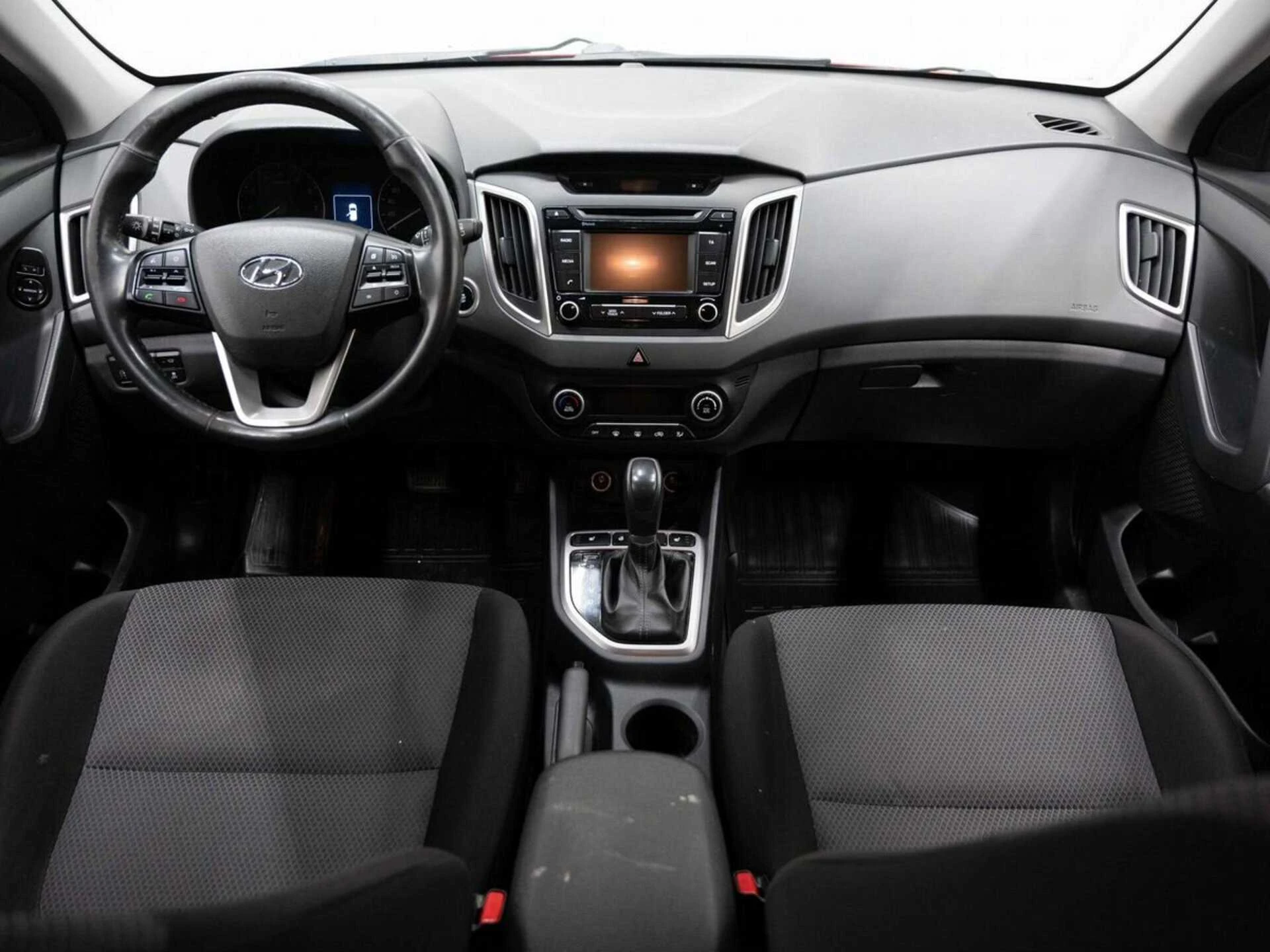 HYUNDAI CRETA, Красный, 2018, Автоматическая, 123 л.с., цена от 1 056 000 руб.