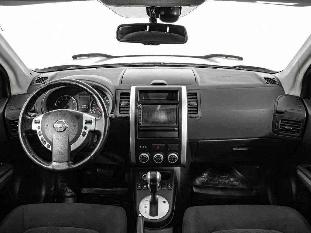Nissan X-Trail, Серебряный, 2011, Вариатор, 141 л.с., цена от 680 000 руб.