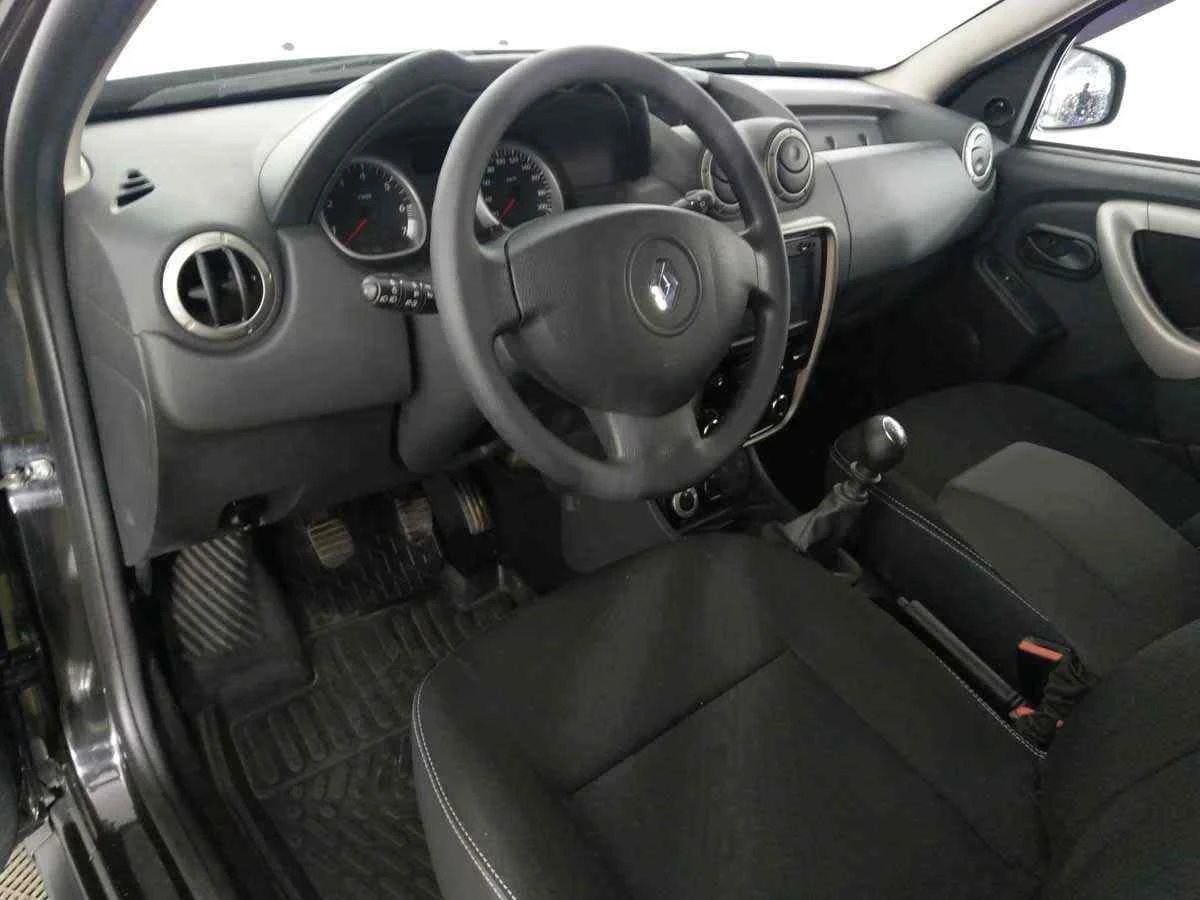 Renault Duster, Черный, 2015, Механическая, 102 л.с., цена от 879 000 руб.