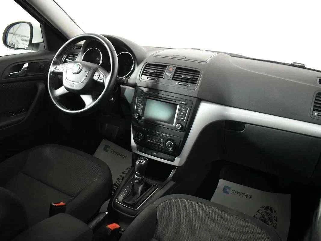 Skoda Yeti, Белый, 2013, Робот, 152 л.с., цена от 589 000 руб.