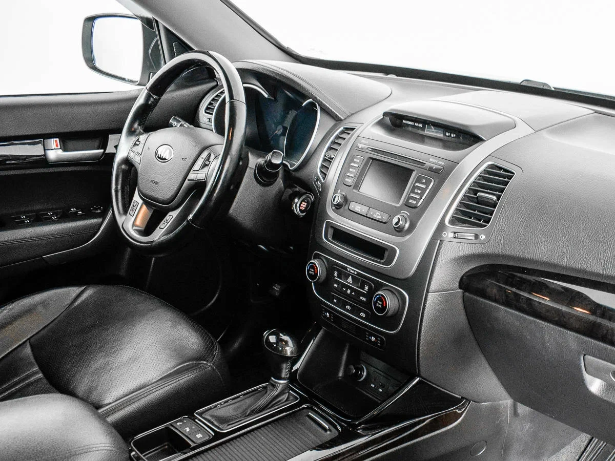 KIA Sorento, Серебряный, 2012, Автоматическая, 175 л.с., цена от 1 044 000 руб.