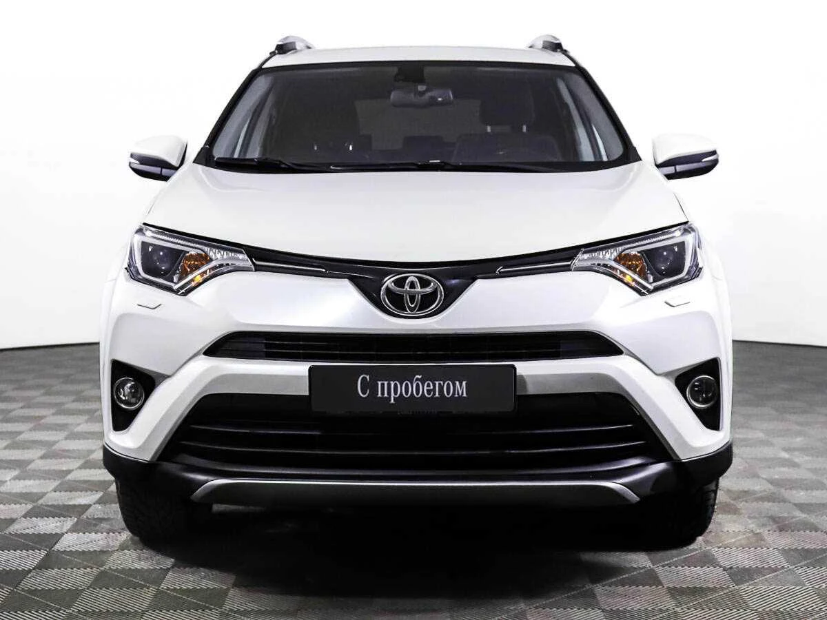 TOYOTA RAV4, Белый, 2017, Автоматическая, 180 л.с., цена от 2 182 400 руб.