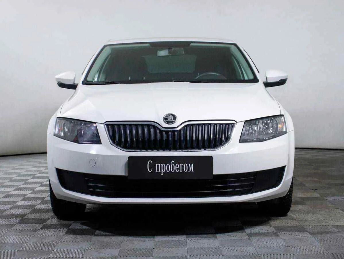 Skoda Octavia, Белый, 2015, Механическая, 110 л.с., цена от 740 000 руб.
