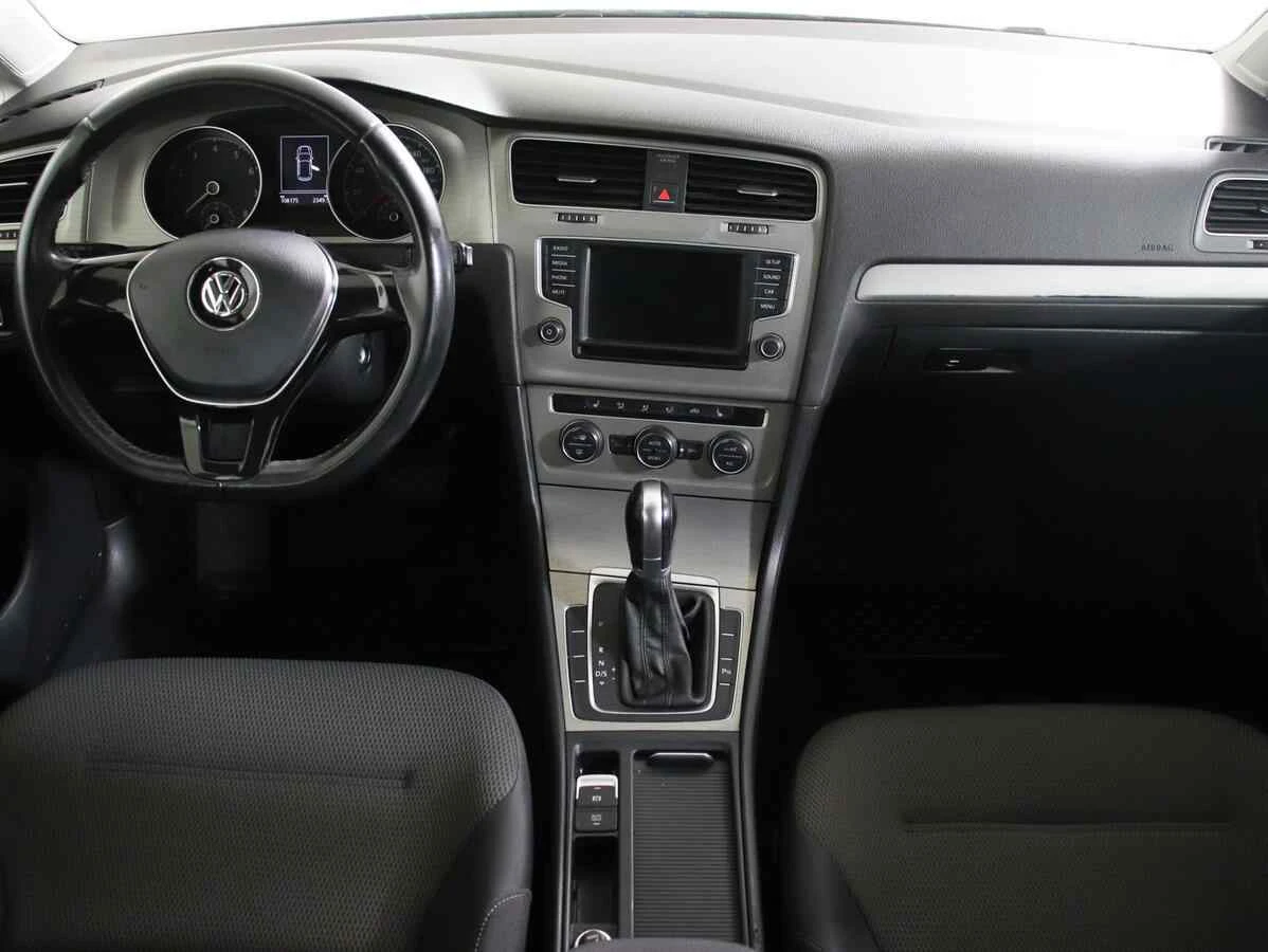 Volkswagen Golf, Серый, 2016, Автоматическая, 110 л.с., цена от 1 115 000 руб.