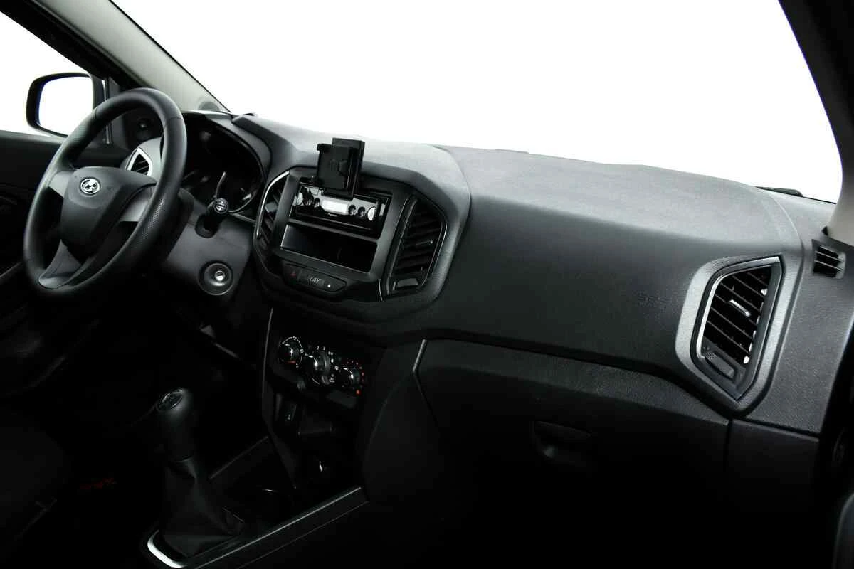 LADA XRAY, Серебряный, 2021, Механическая, 106 л.с., цена от 553 000 руб.