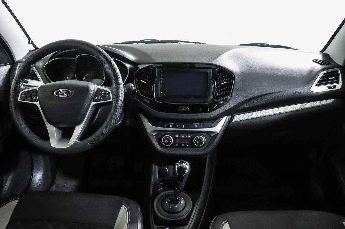 LADA Vesta SW Cross, Белый, 2019, Робот, 122 л.с., цена от 593 000 руб.