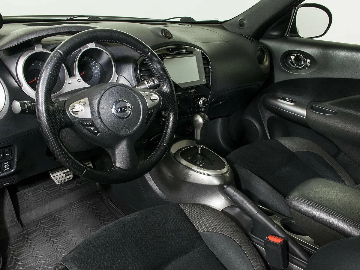 Nissan Juke, Черный, 2012, Вариатор, 190 л.с., цена от 525 000 руб.