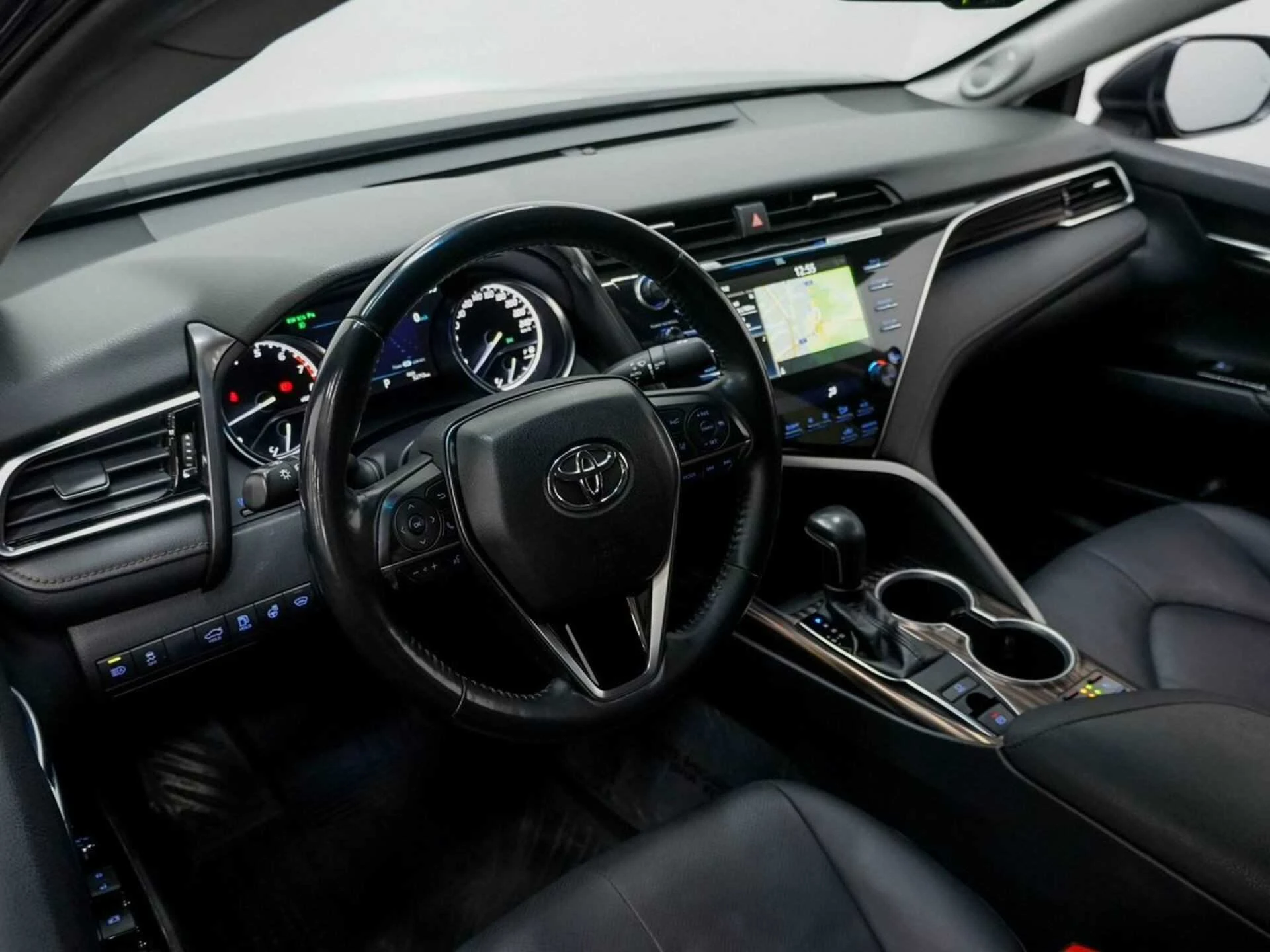 TOYOTA CAMRY, Черный, 2020, Автоматическая, 181 л.с., цена от 2 240 000 руб.