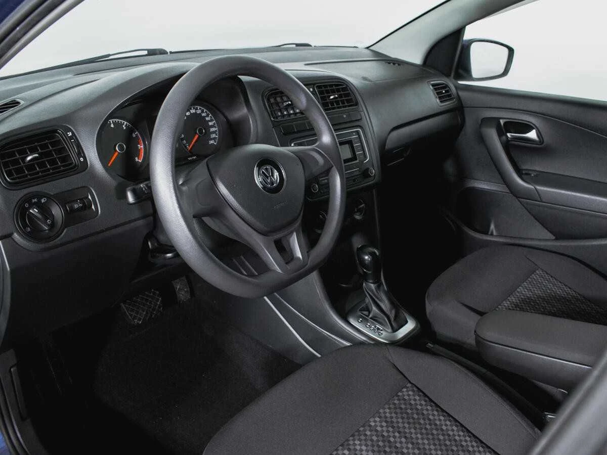 VOLKSWAGEN POLO, Синий, 2019, Автоматическая, 110 л.с., цена от 780 800 руб.