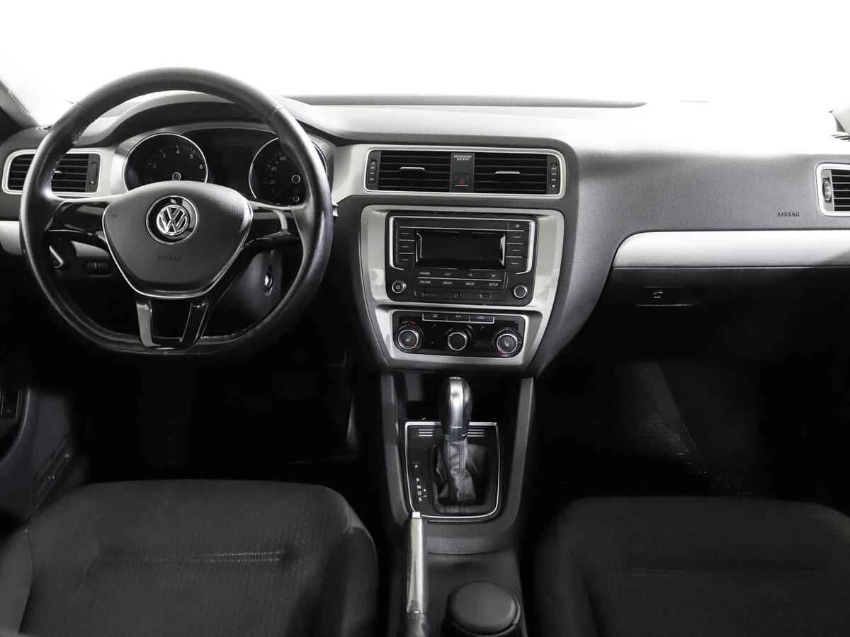 Volkswagen Jetta, Коричневый, 2014, Робот, 122 л.с., цена от 495 000 руб.