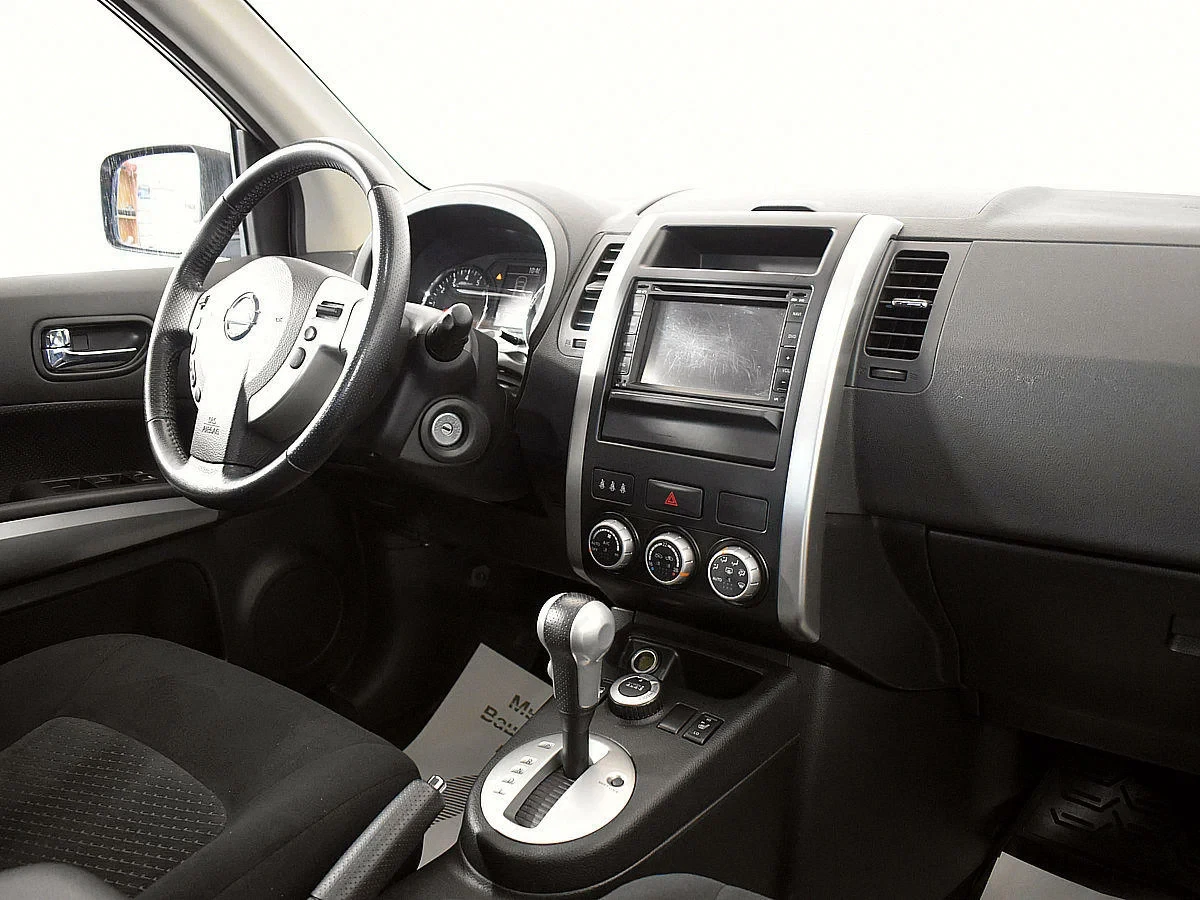 Nissan X-Trail, Серебряный, 2011, Вариатор, 141 л.с., цена от 827 500 руб.