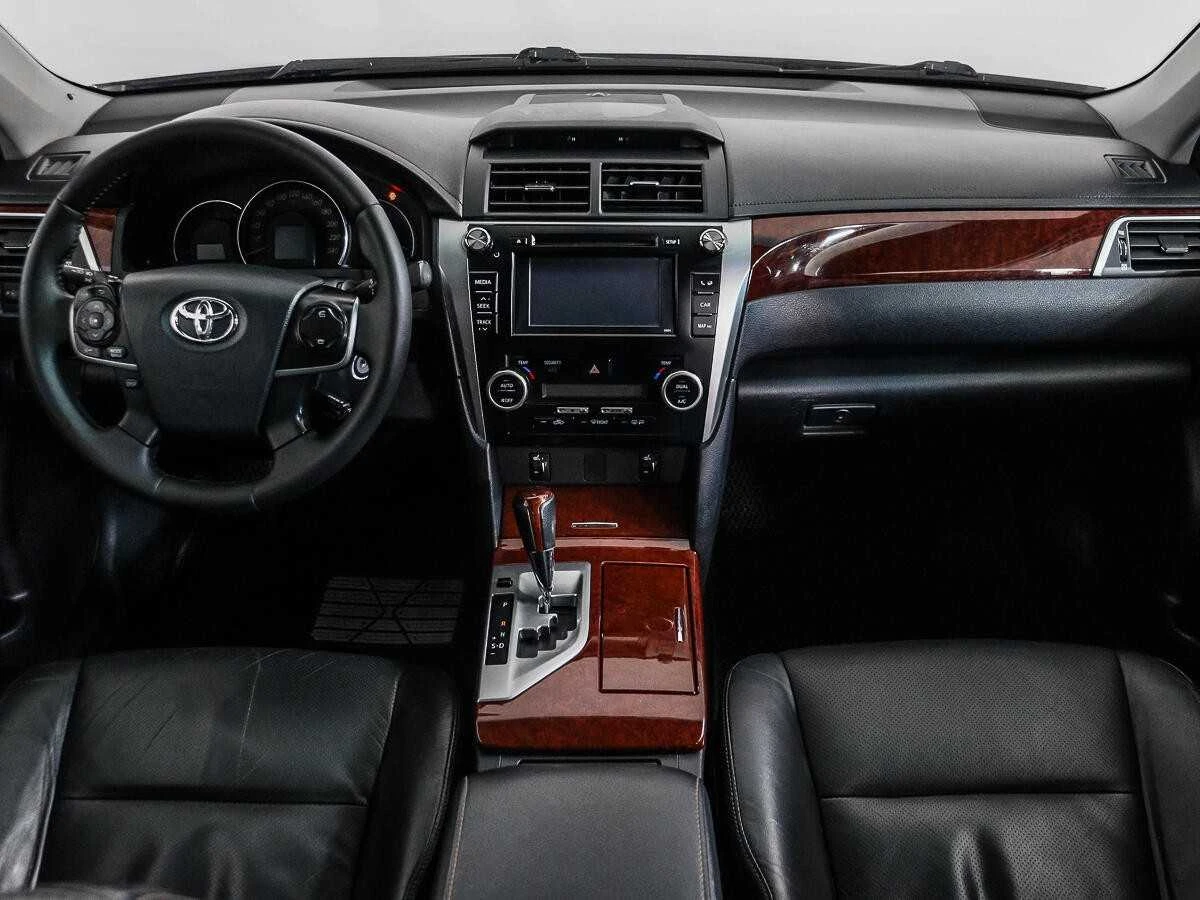 TOYOTA CAMRY, Серебряный, 2012, Автоматическая, 181 л.с., цена от 1 048 000 руб.