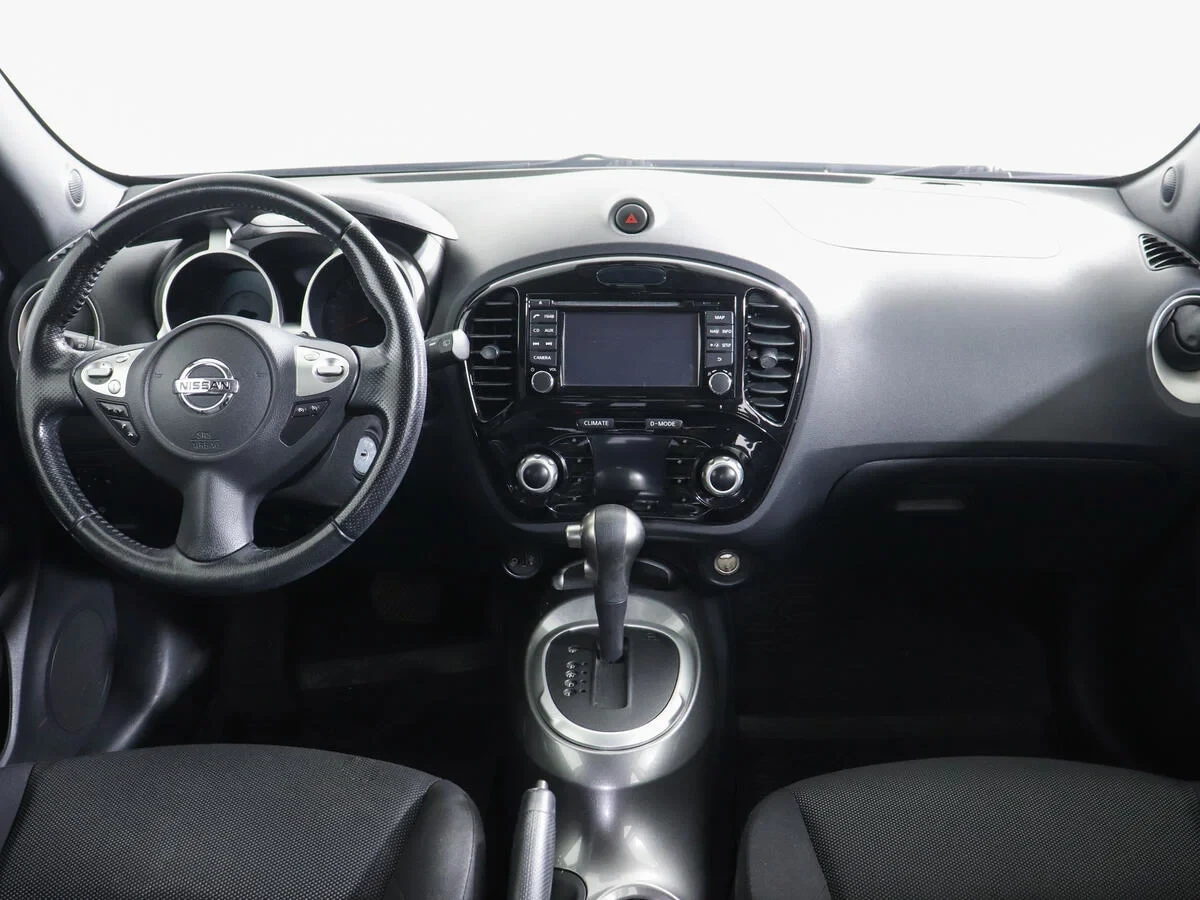 Nissan Juke, Серебряный, 2014, Вариатор, 117 л.с., цена от 536 500 руб.