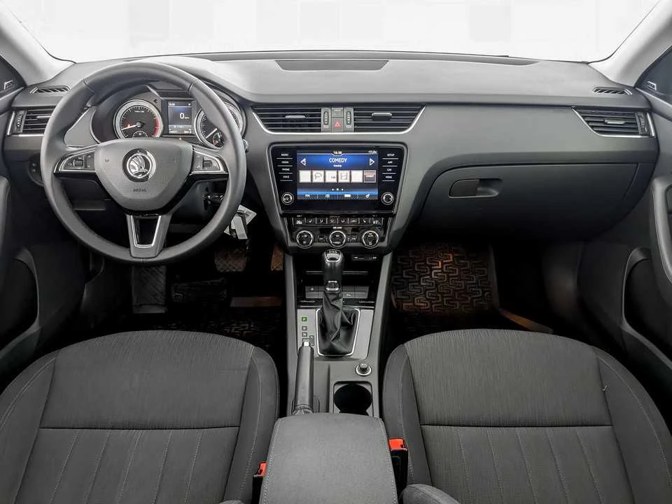 SKODA OCTAVIA, Коричневый, 2017, Робот, 150 л.с., цена от 1 033 600 руб.
