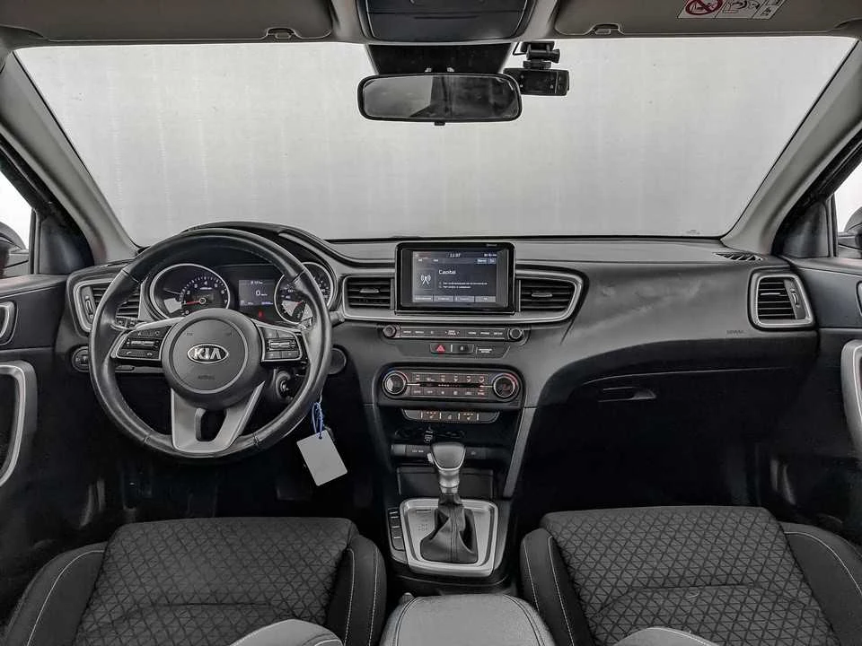 KIA CEED, Синий, 2018, Робот, 140 л.с., цена от 1 112 000 руб.