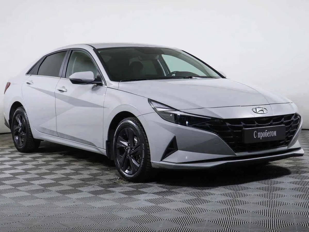 Hyundai Elantra, Серебряный, 2021, Автоматическая, 128 л.с., цена от 1 549 000 руб.