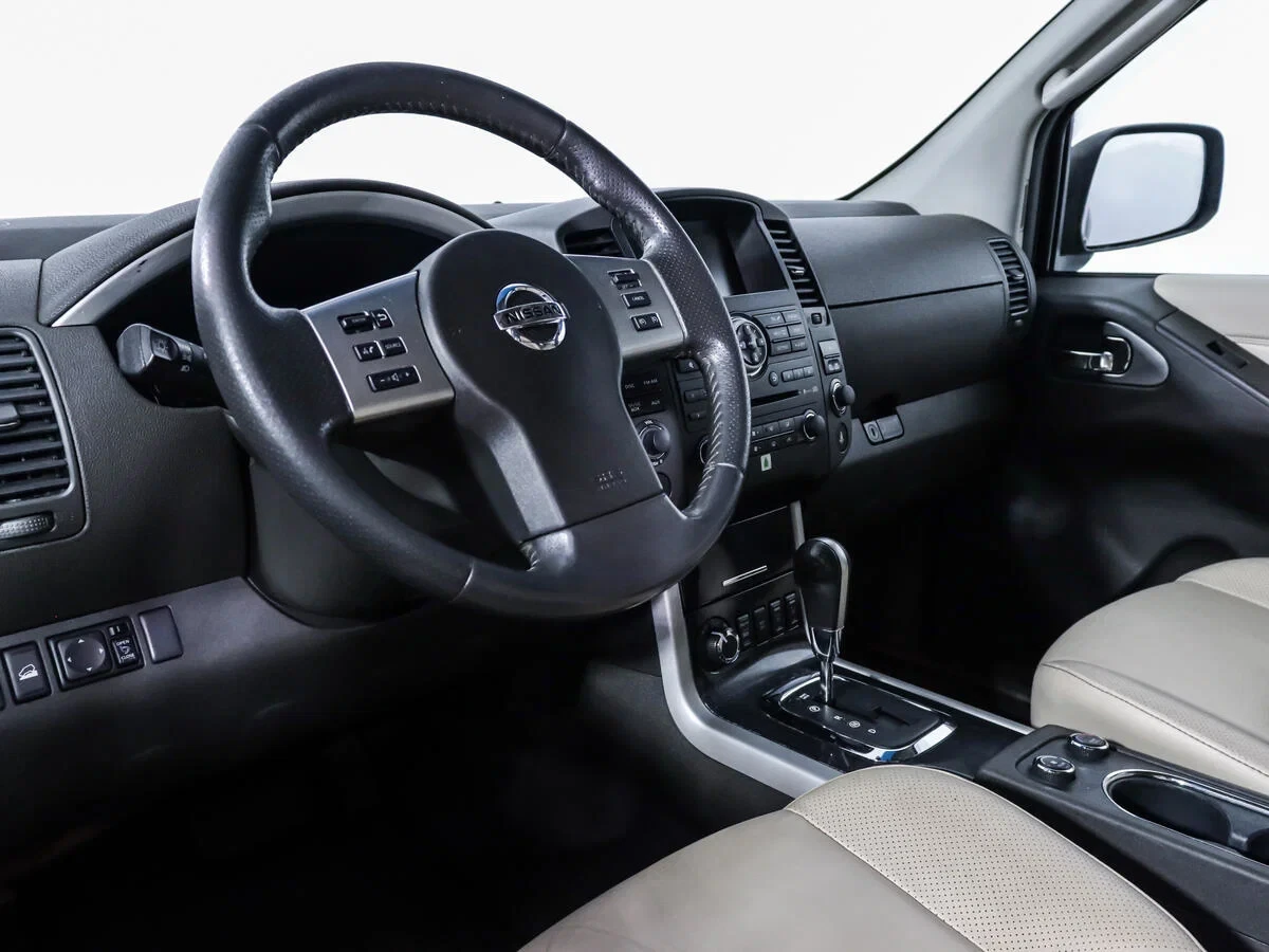Nissan Pathfinder, Черный, 2013, Автоматическая, 231 л.с., цена от 1 270 000 руб.