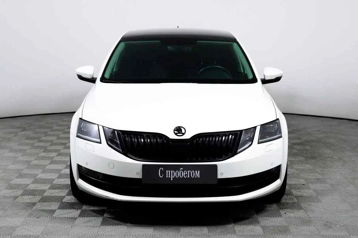 SKODA OCTAVIA, Белый, 2018, Робот, 180 л.с., цена от 1 096 800 руб.