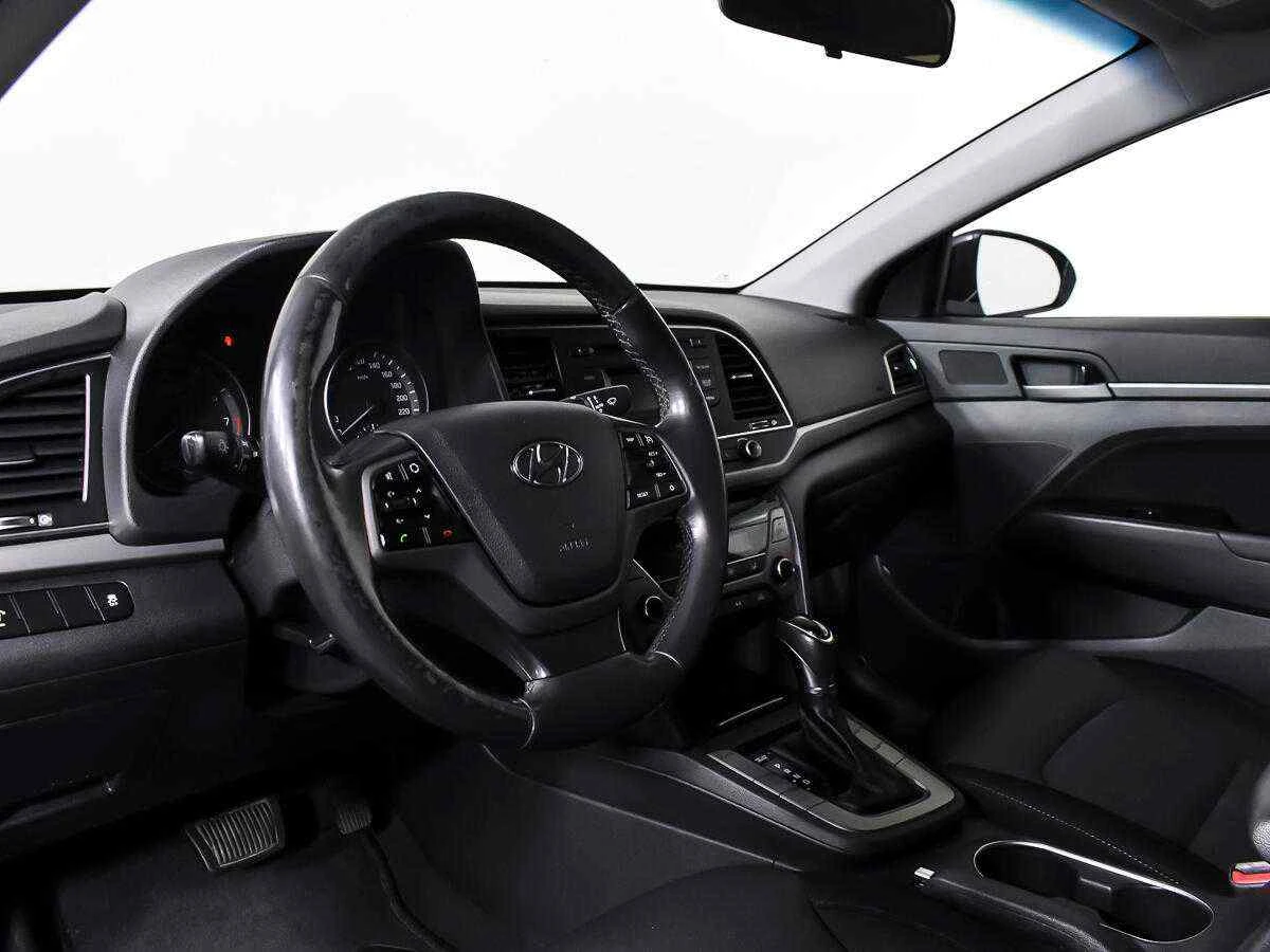Hyundai Elantra, Черный, 2016, Автоматическая, 128 л.с., цена от 729 000 руб.
