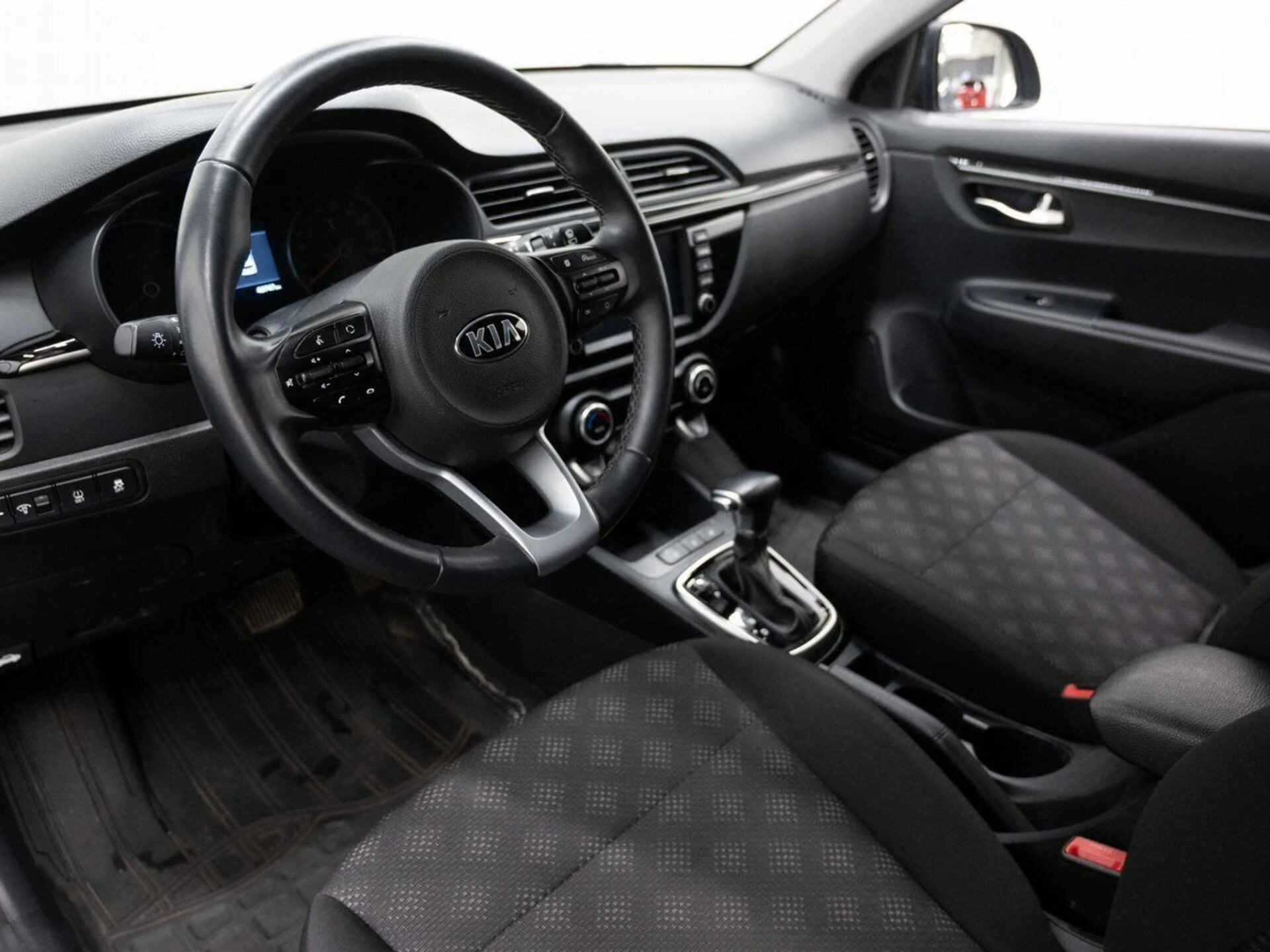 KIA RIO, Серый, 2019, Автоматическая, 123 л.с., цена от 1 136 000 руб.