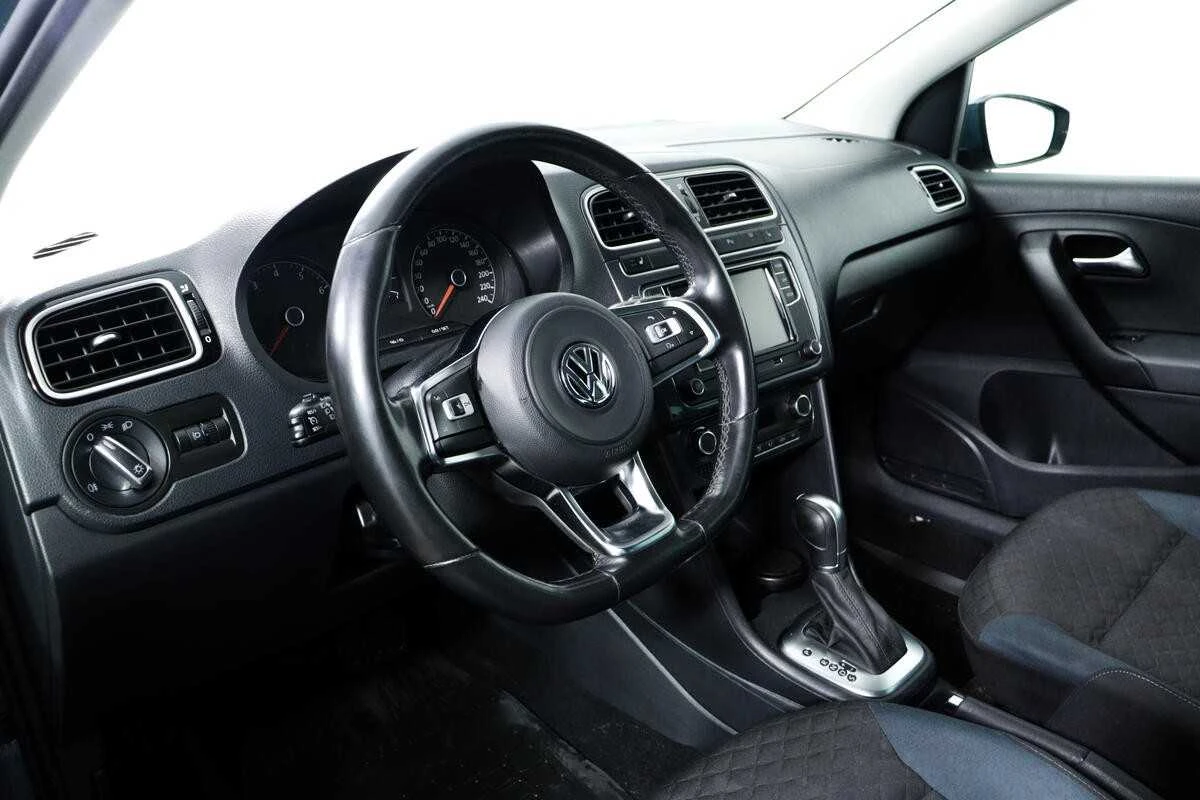 VOLKSWAGEN POLO, Серый, 2020, Автоматическая, 110 л.с., цена от 1 022 400 руб.