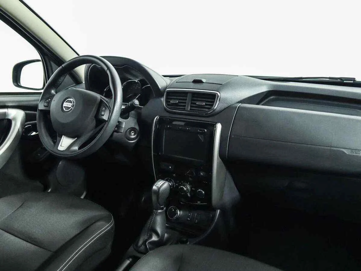 Nissan Terrano, Серебряный, 2020, Автоматическая, 143 л.с., цена от 1 333 000 руб.