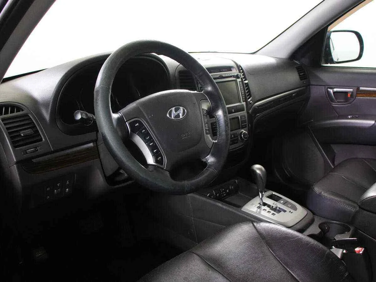 Hyundai Santa Fe, Серый, 2012, Автоматическая, 174 л.с., цена от 849 000 руб.