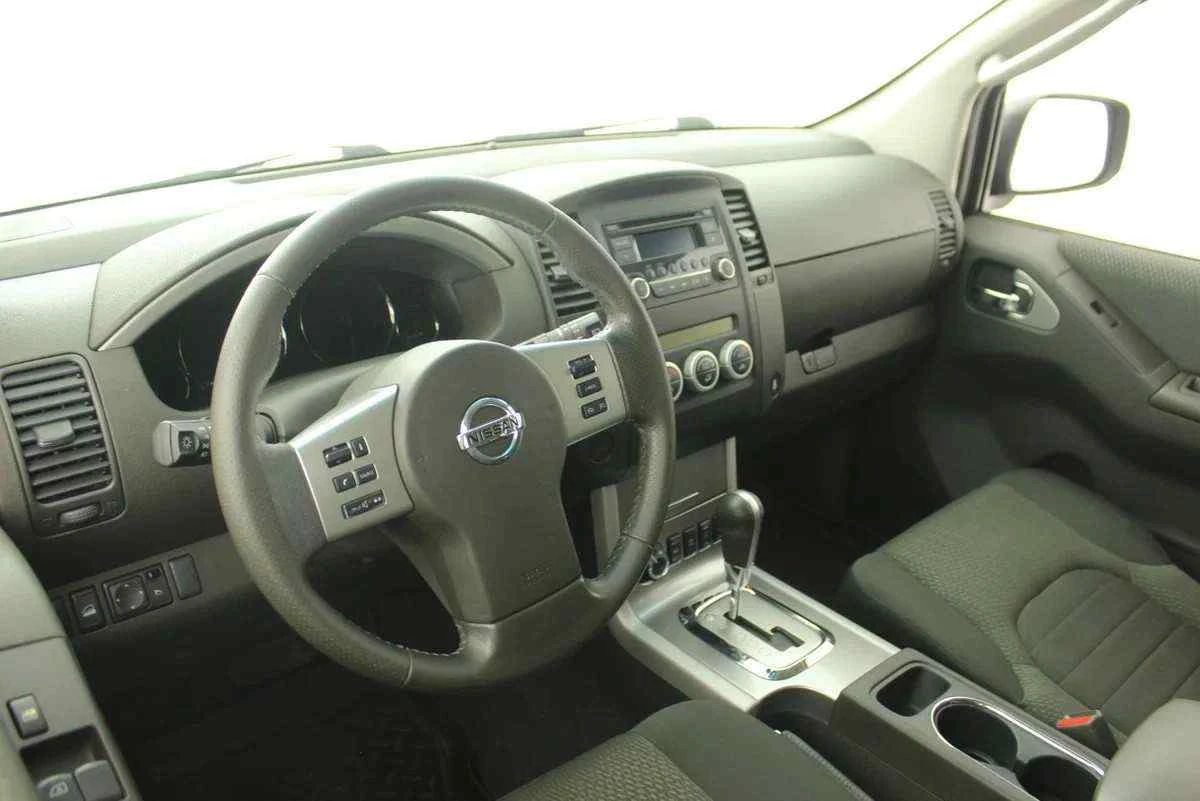 Nissan Pathfinder, Серый, 2013, Автоматическая, 190 л.с., цена от 1 199 000 руб.