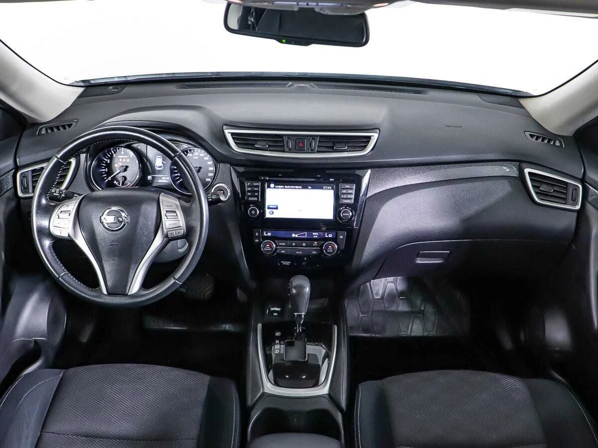 NISSAN X-TRAIL, Белый, 2018, Вариатор, 171 л.с., цена от 1 384 000 руб.
