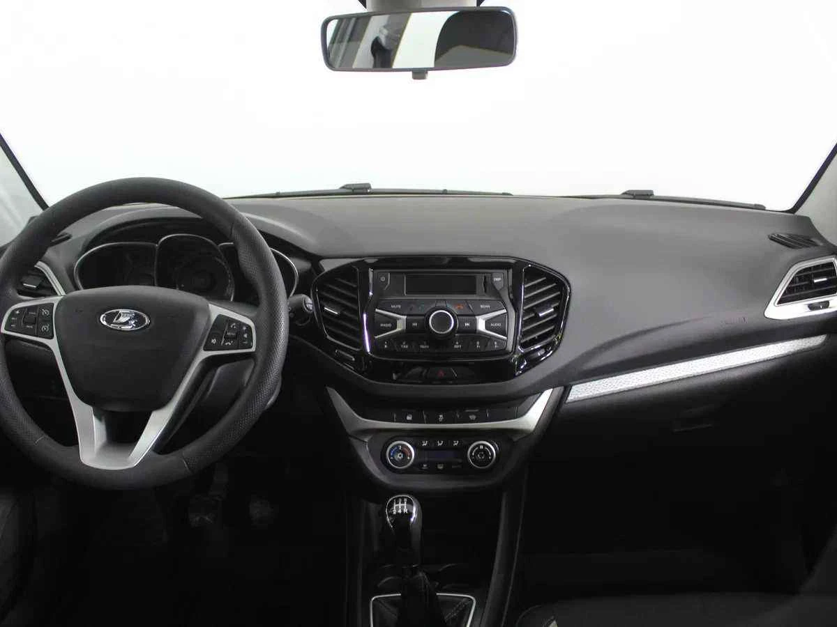 LADA Vesta SW Cross, Серый, 2019, Механическая, 122 л.с., цена от 809 000 руб.