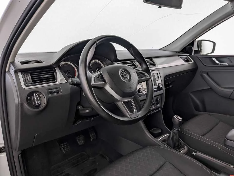 SKODA RAPID, Белый, 2019, Механическая, 110 л.с., цена от 937 600 руб.