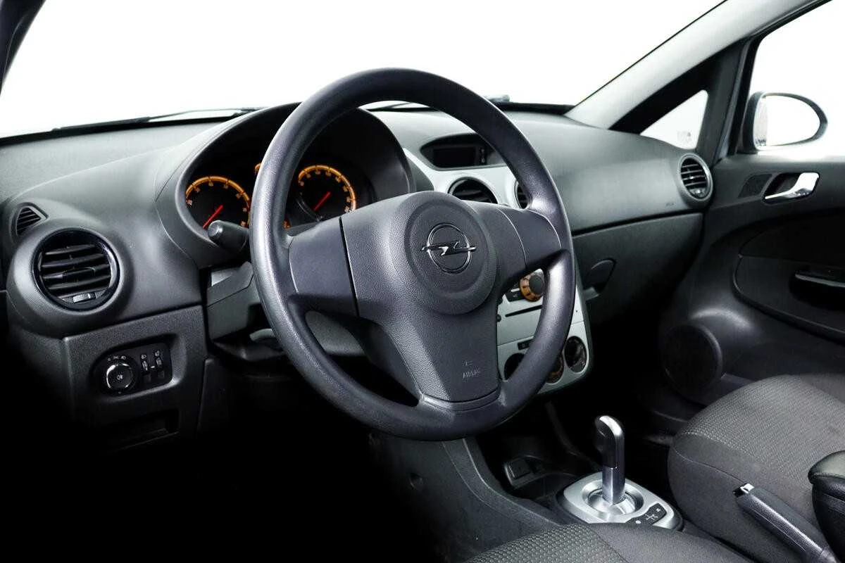 OPEL CORSA, Бежевый, 2011, Робот, 85 л.с., цена от 440 000 руб.