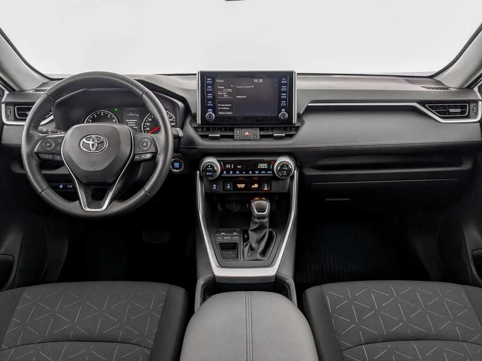 TOYOTA RAV4, Белый, 2021, Вариатор, 149 л.с., цена от 2 332 800 руб.