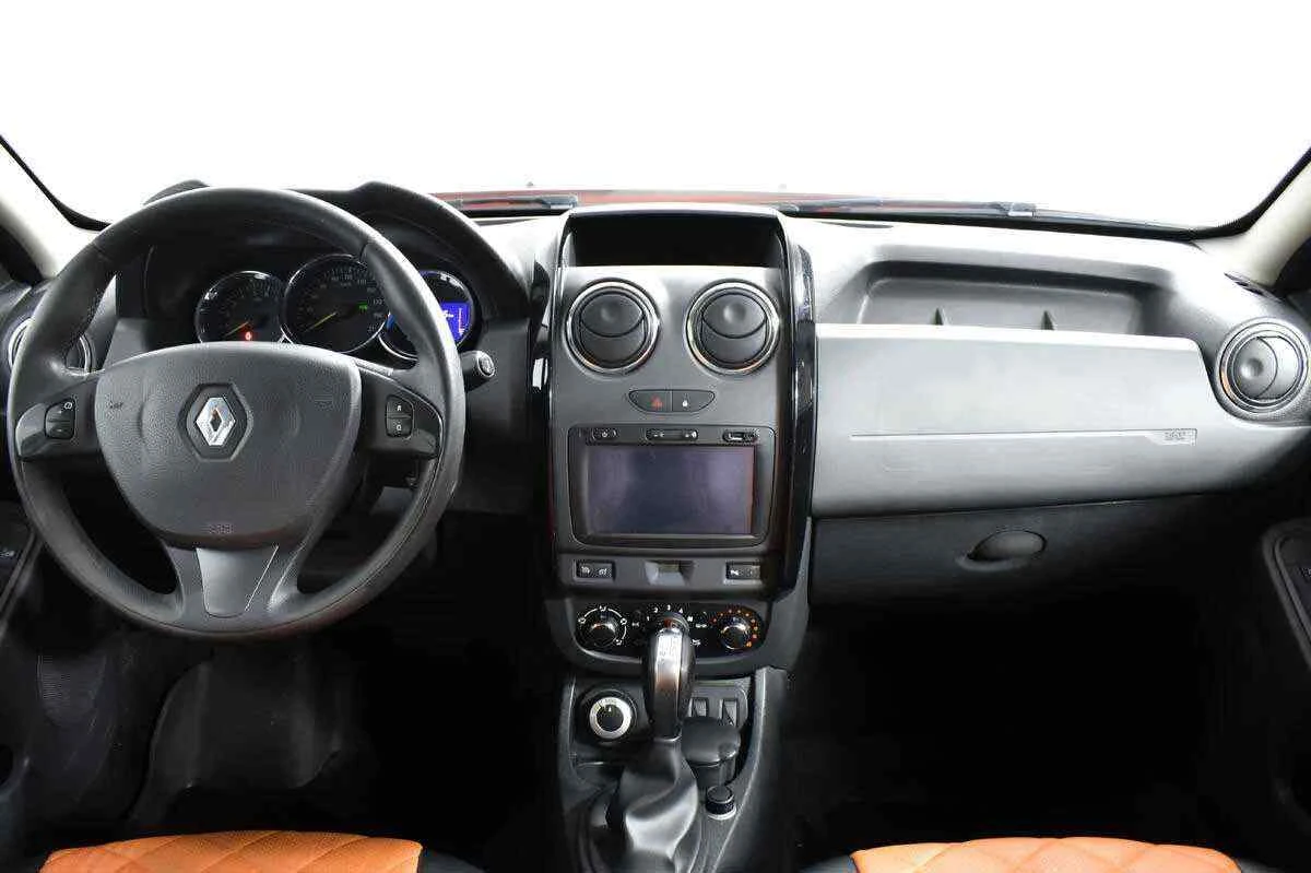 Renault Duster, Оранжевый, 2018, Автоматическая, 143 л.с., цена от 1 349 000 руб.