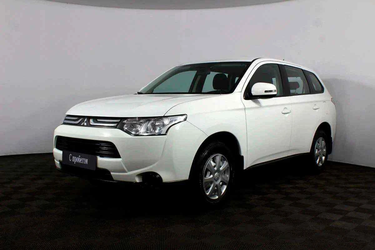 Mitsubishi Outlander, Белый, 2012, Вариатор, 146 л.с., цена от 803 000 руб.