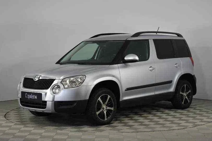 Skoda Yeti, Серебряный, 2013, Робот, 122 л.с., цена от 725 000 руб.