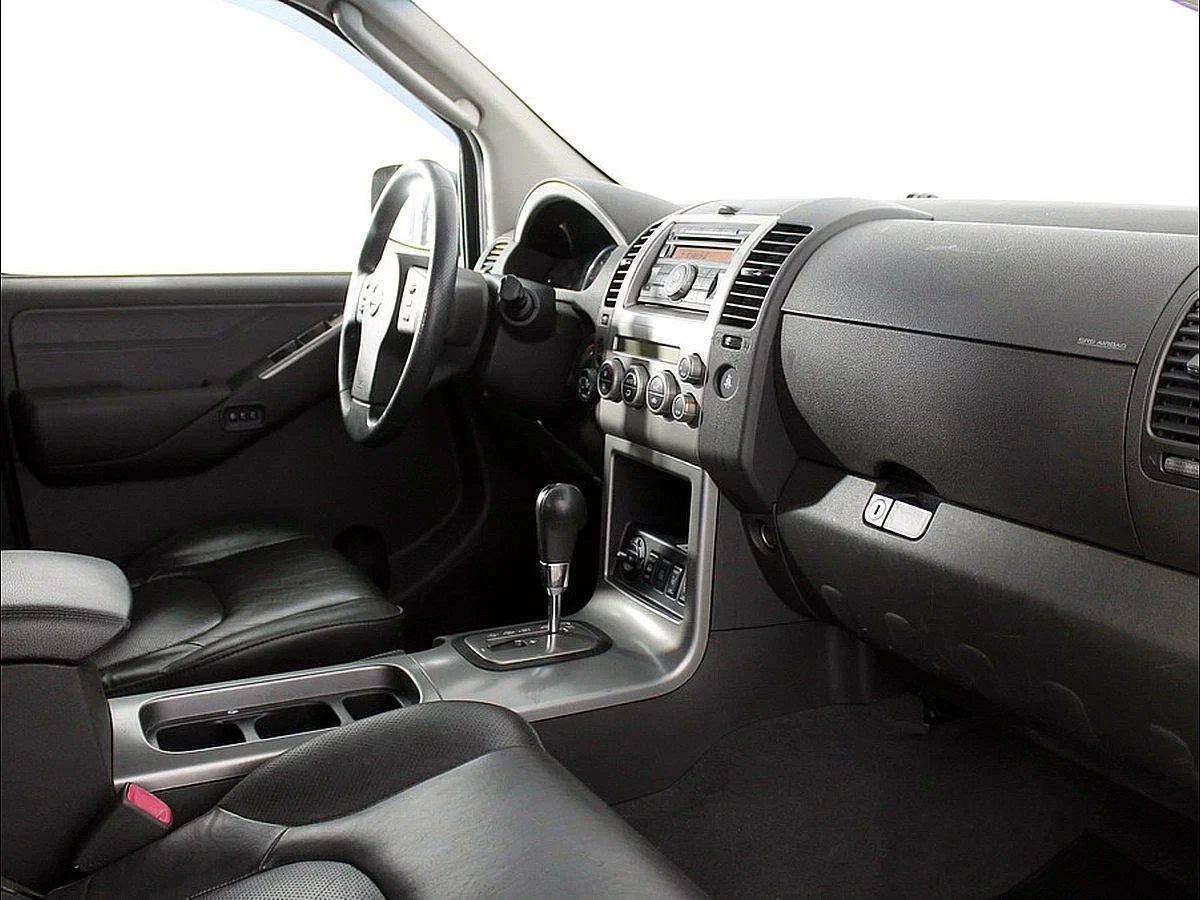Nissan Pathfinder, Серый, 2007, Автоматическая, 174 л.с., цена от 525 000 руб.