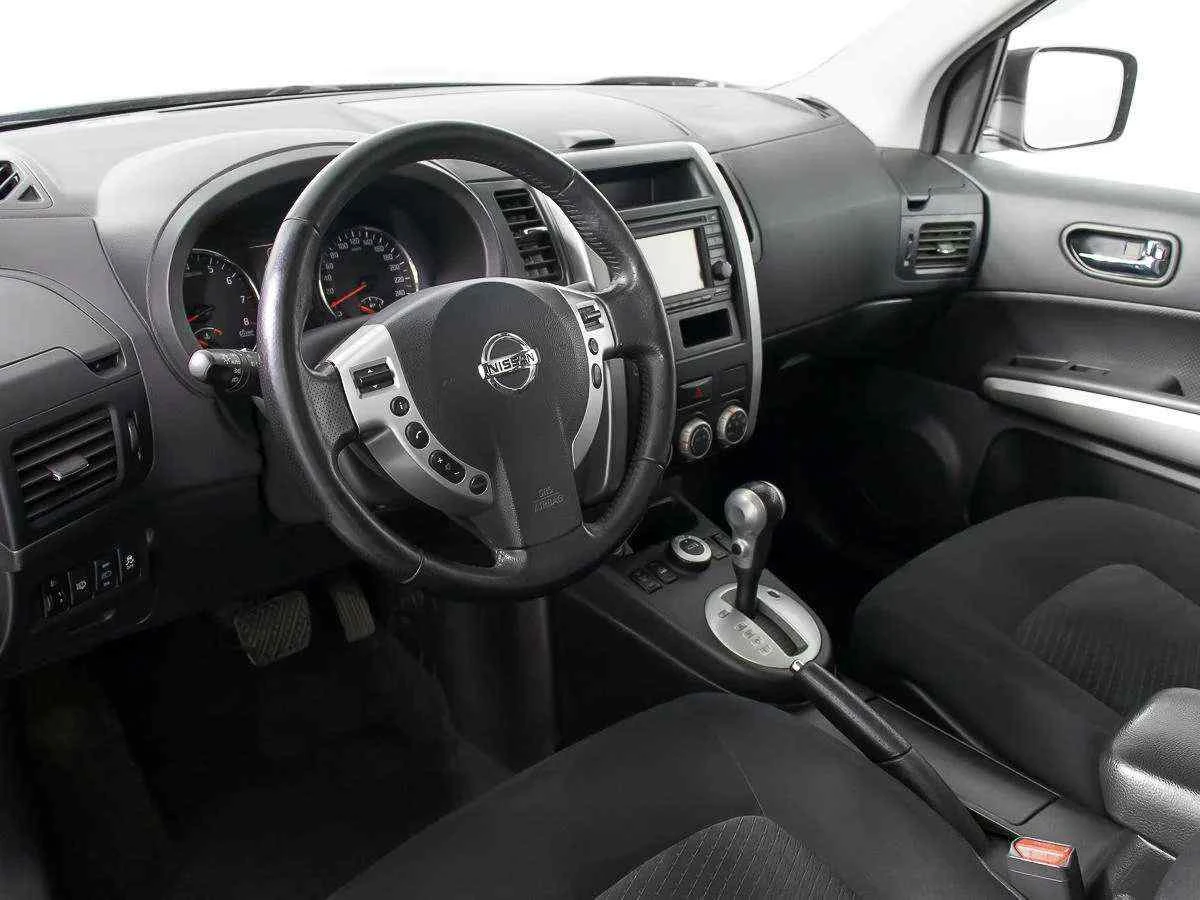 Nissan X-Trail, Серый, 2014, Вариатор, 141 л.с., цена от 809 500 руб.