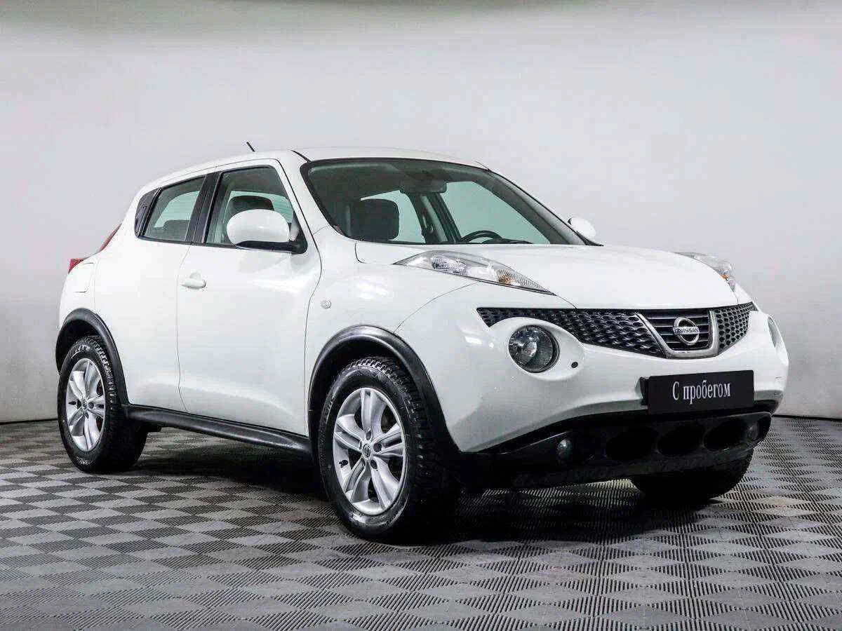 Nissan Juke, Белый, 2011, Вариатор, 117 л.с., цена от 530 000 руб.