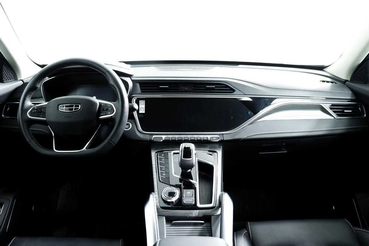 GEELY ATLAS PRO, Белый, 2022, Автоматическая, 177 л.с., цена от 1 272 000 руб.