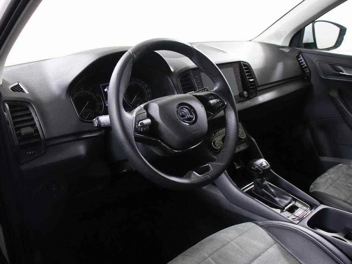 Skoda Karoq, Белый, 2019, Автоматическая, 150 л.с., цена от 1 420 000 руб.