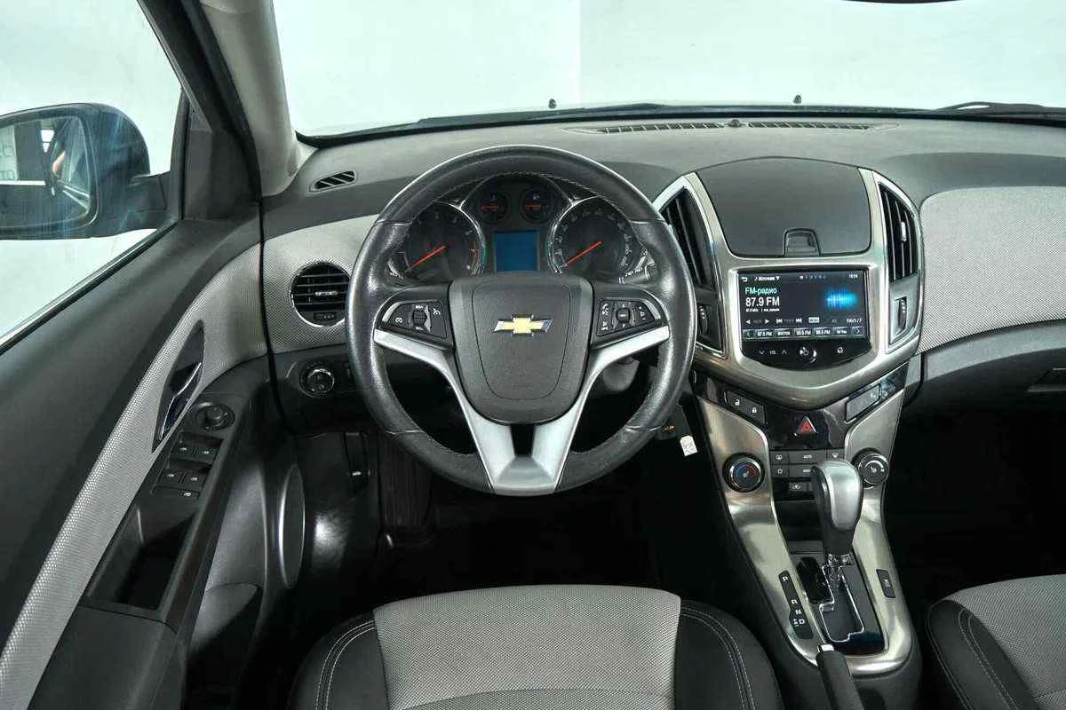 Chevrolet Cruze, Черный, 2013, Автоматическая, 140 л.с., цена от 460 800 руб.