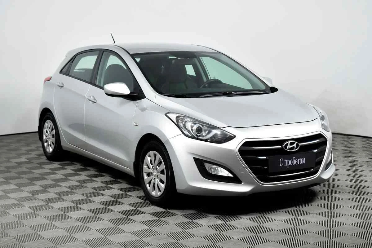 Hyundai i30, Серебряный, 2016, Автоматическая, 130 л.с., цена от 725 000 руб.