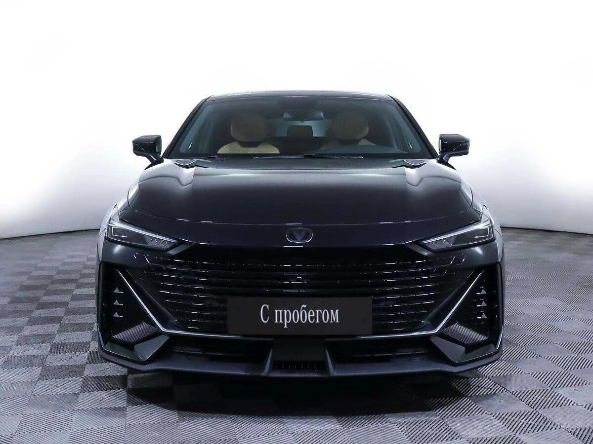 CHANGAN UNI-V, Черный, 2023, Робот, 181 л.с., цена от 1 488 000 руб.