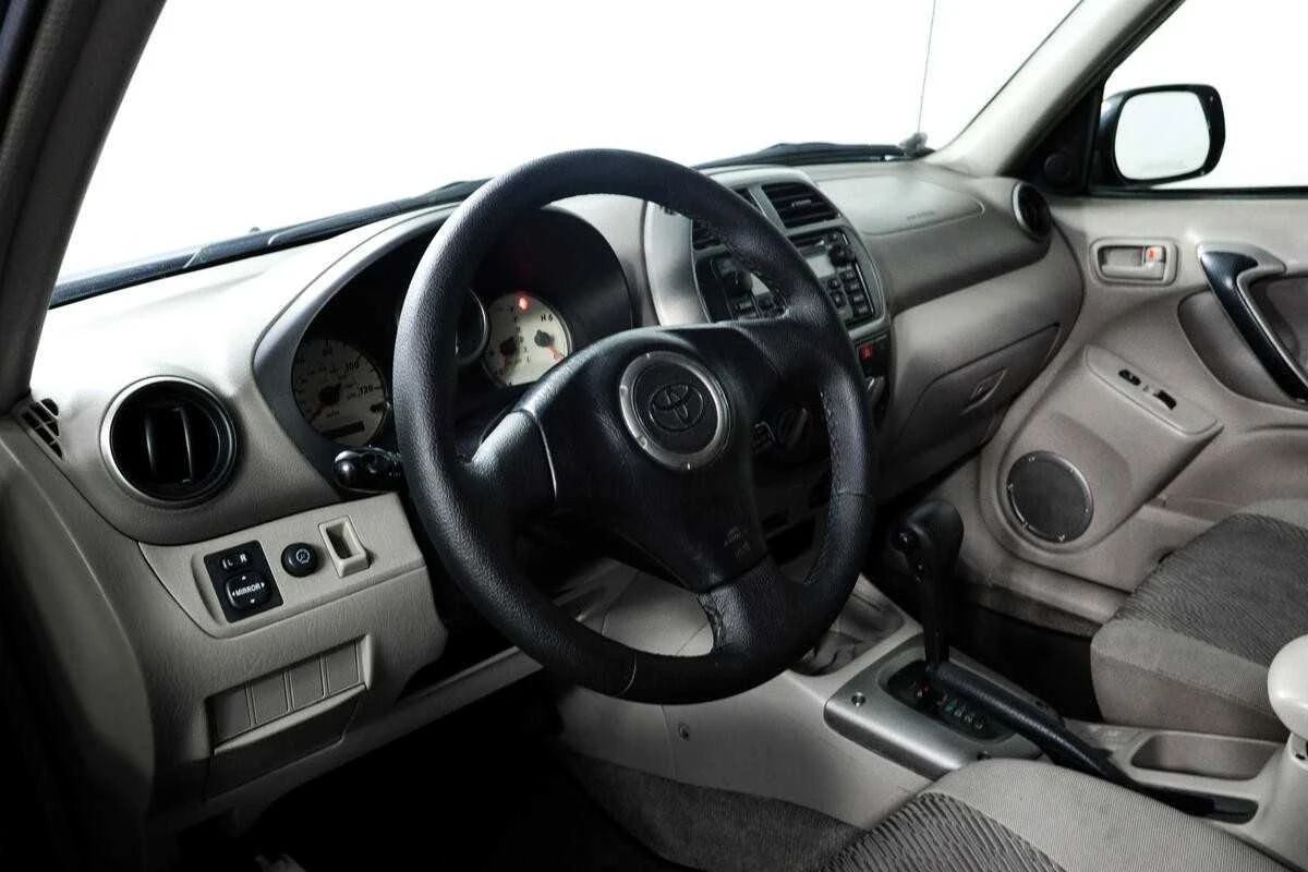 TOYOTA RAV4, Зеленый, 2002, Автоматическая, 150 л.с., цена от 576 000 руб.