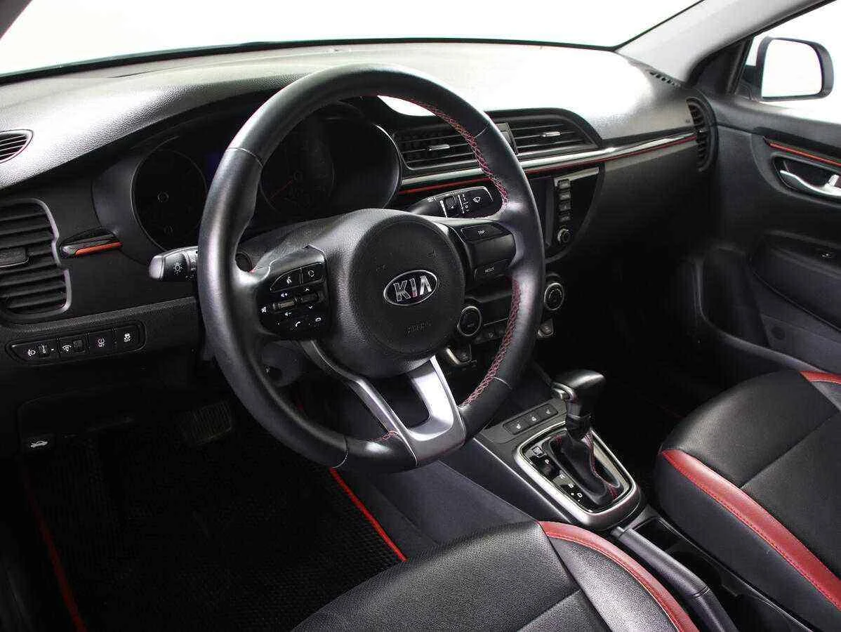 KIA Rio, Белый, 2017, Автоматическая, 123 л.с., цена от 725 000 руб.