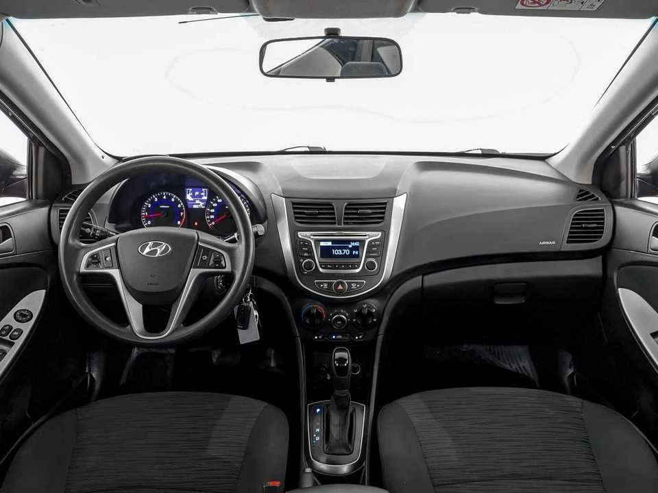 HYUNDAI SOLARIS, Коричневый, 2015, Автоматическая, 123 л.с., цена от 784 000 руб.